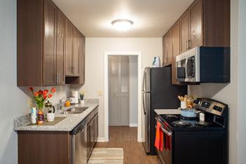 Newly Renovated Apartments At Villages on McKnight Apartments In North St Paul, MN